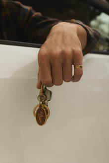  R.M.Williams oval keyring Chestnut Brass